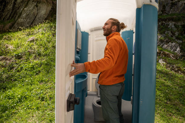 Portable Toilet Options We Offer in Runge, TX